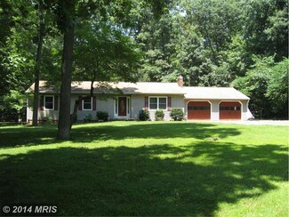 9570 Green Rd, Midland, VA 22728