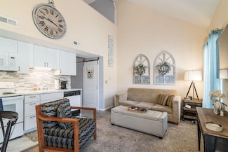 590 Abby Ln Unit 8, Branson, MO 65616