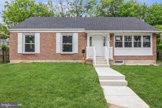311 Pershing Ave, Darby, PA 19023