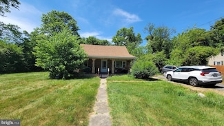 6004 Woodland Ln, Clinton, MD 20735