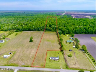 Off N Lake Rd, Engelhard, NC 27824