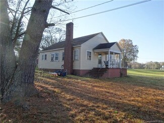 104 Barnes Ln, Stony Point, NC 28678
