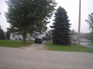 2700 N 825 E, Churubusco, IN 46723