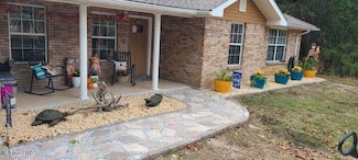 1305 Margaret St, Ocean Springs, MS 39564