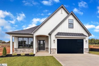 100 Ridan Rd, Mauldin, SC 29662