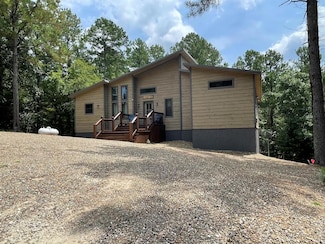 306 Gnarly Maple Trail, Broken Bow, OK 74728