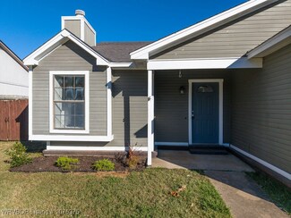 800 Heather Way, Barling, AR 72923