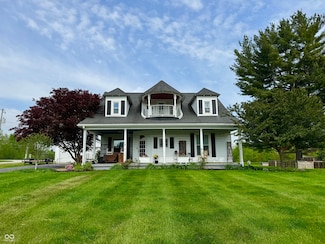 219 Sugar St, Veedersburg, IN 47987