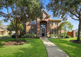 4410 Village Forest Dr, Sugar Land, TX 77479