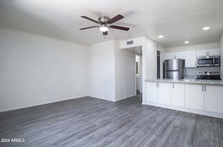 4635 N 27th Ave Unit 205, Phoenix, AZ 85017