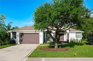 2358 Kings Lake Blvd, Naples, FL 34112
