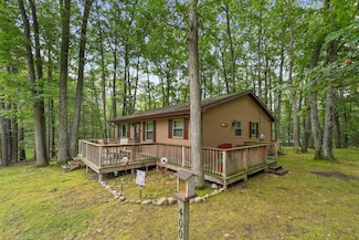 400 Illinois Ave, Roscommon, MI 48653