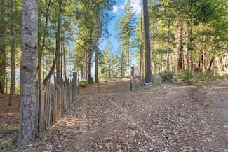 400 Holmes Ranch Rd, Philo, CA 95466