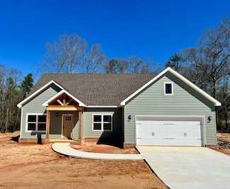 630 Smart Rd, Troy, AL 36079