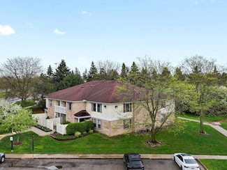 61007 Greenwood Dr Unit 181, South Lyon, MI 48178