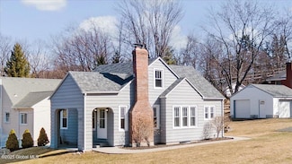 465 N Greenbush Rd, Rensselaer, NY 12144