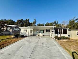 929 W Norman St, Lady Lake, FL 32159