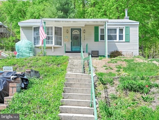 136 Main St, Pottsville, PA 17901