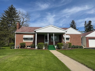 11216 306th Ave, Wilmot, WI 53192
