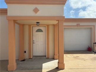 915 Flour Bluff Dr, Corpus Christi, TX 78418