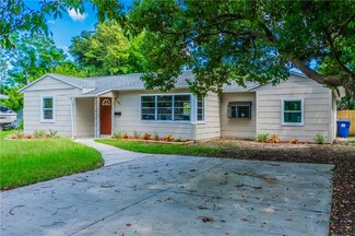 625 75th St N, Saint Petersburg, FL 33710