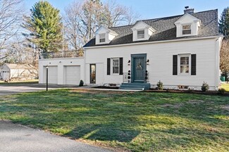 8 Delmor Cir, Wilbraham, MA 01095