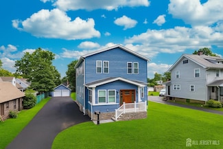 423 New Market Rd, Piscataway, NJ 08854
