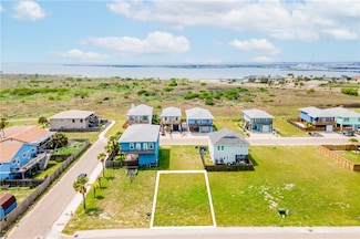 253 Port Arthur St, Port Aransas, TX 78373