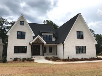7404 Harkwood Ct, Oak Ridge, NC 27310