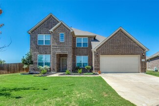 8101 Brahmin Ct, Fort Worth, TX 76131