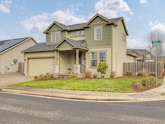 907 Julie Ln, Molalla, OR 97038