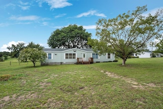 14620 SE Sunset Harbor Rd, Weirsdale, FL 32195