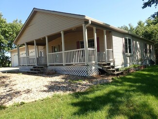 744 171st St, Luverne, MN 56156