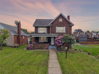 1204 Cambridge St, Natrona Heights, PA 15065
