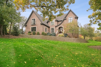 165 Haverton Way, North Barrington, IL 60010