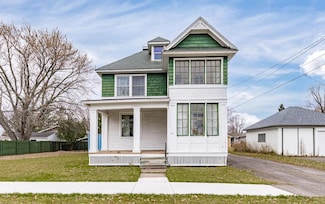 513 15th Ave E, Superior, WI 54880