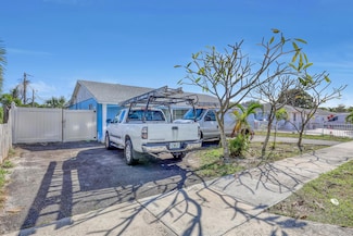 3308 Lake Ave, West Palm Beach, FL 33405