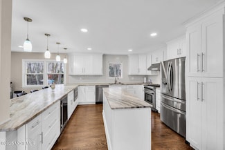 37 Glenbrook Rd, Freehold, NJ 07728