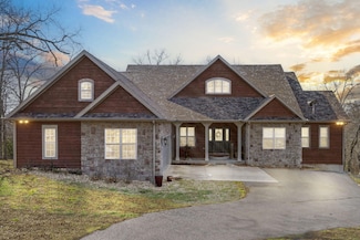 184 Maple Ridge Branch, Forsyth, MO 65653