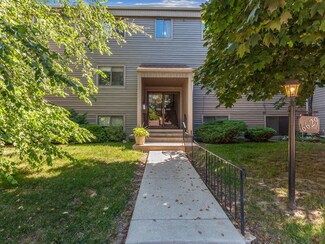 6629 Preston Terrace Ct SW Unit 1, Cedar Rapids, IA 52404