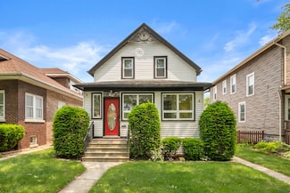 12553 Greenwood Ave, Blue Island, IL 60406