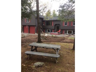 44 Folsom Dr, Newmarket, NH 03857