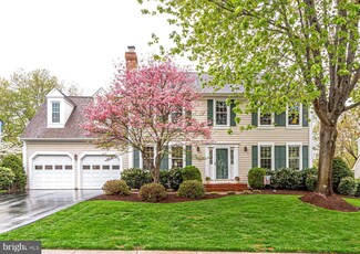 6448 Battle Rock Dr, Clifton, VA 20124