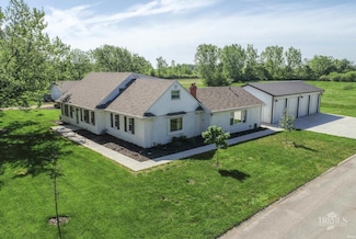 1809 E Royerton Rd, Muncie, IN 47303