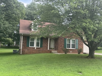 2205 Charlestown Rd, Clarksville, TN 37043