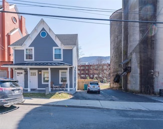 2 Tioronda Ave, Beacon, NY 12508