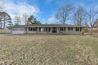 1331 N Cape Rock Dr, Cape Girardeau, MO 63701