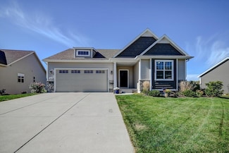 6151 Pine Ridge Way, McFarland, WI 53558