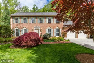 8400 Kay Ct, Annandale, VA 22003