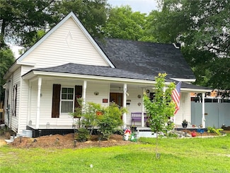 135 S Patterson, Maxton, NC 28364